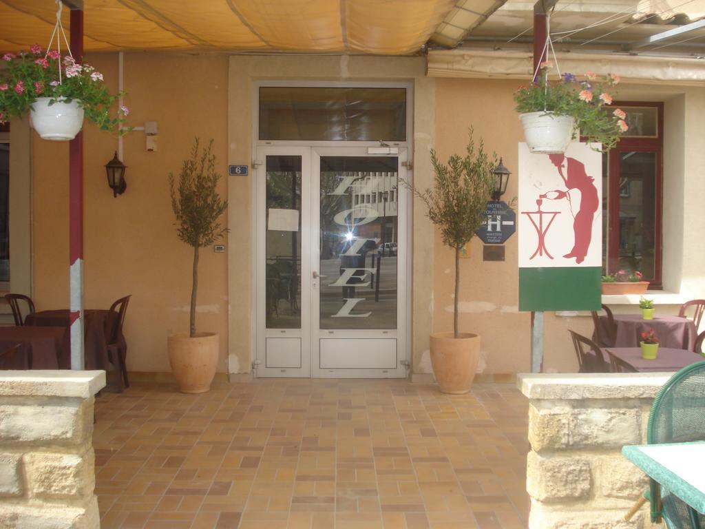 Le Terminus Otel Tarascon Dış mekan fotoğraf